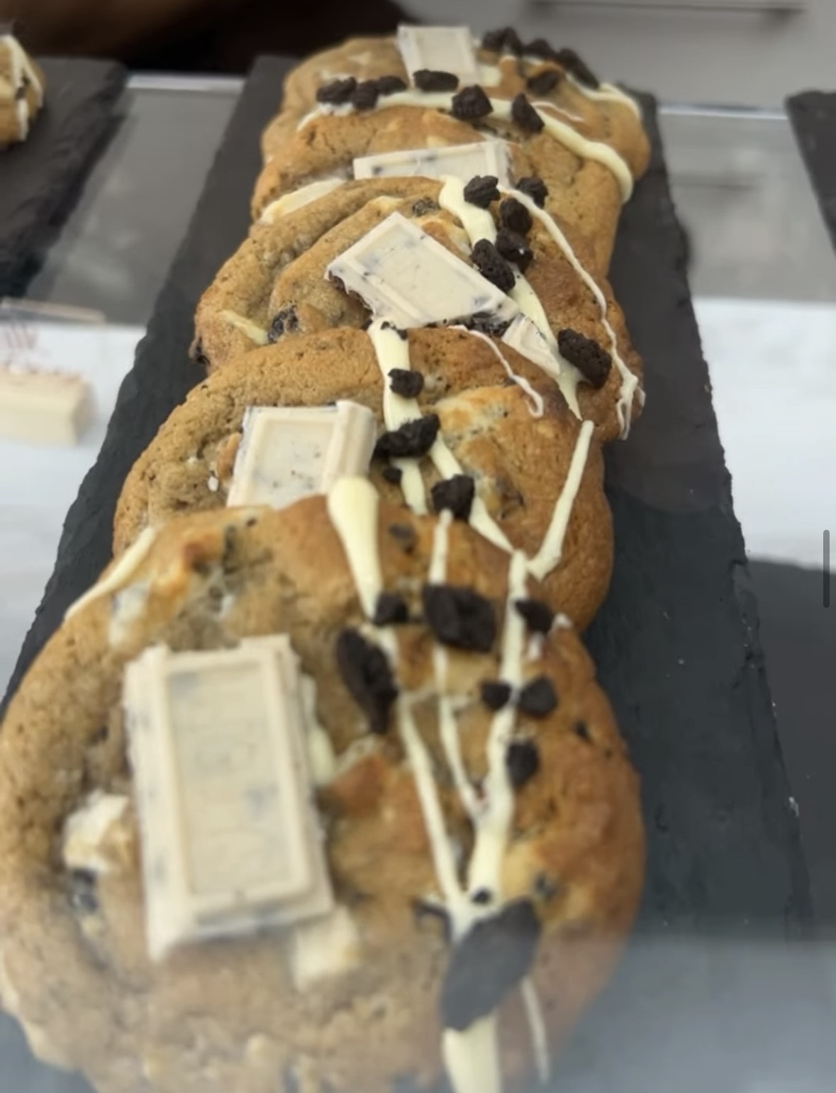 Hershey Cookies & Cream